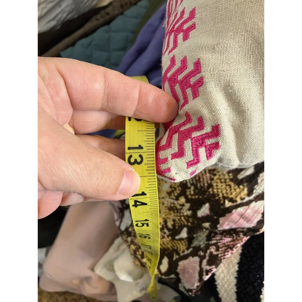 Vera Bradley tan linen blend throw pillow with‎ hot pink embroidery 19